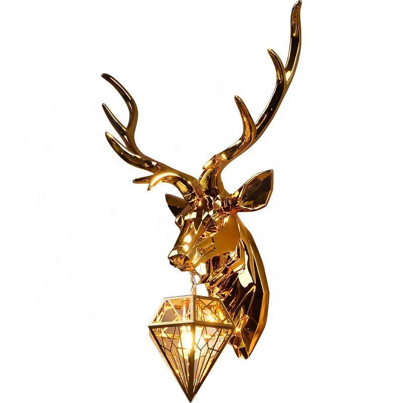 ANTLER WALL LAMP WITH DIAMOND LIGHT