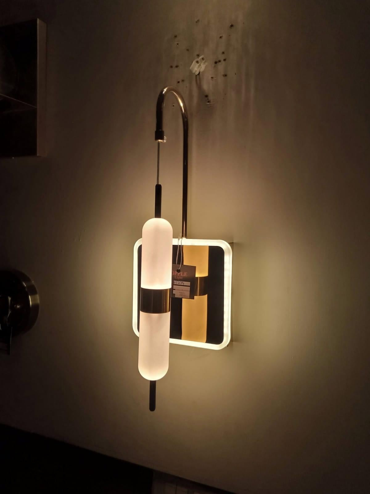 wall lights in pakistan