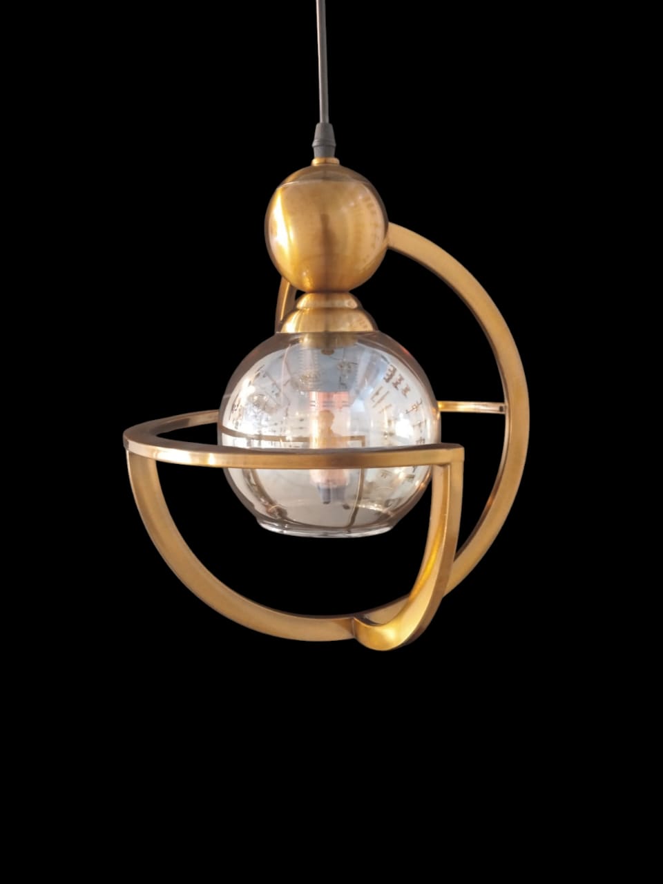 hanging light in pakistan