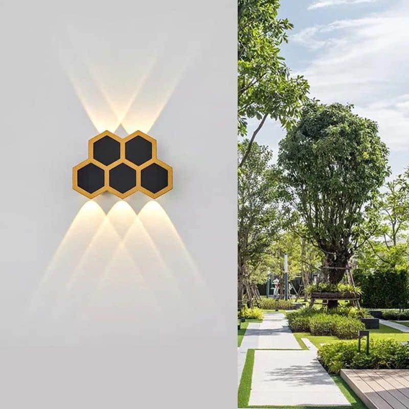 HONEYCOMB OUTDOOR LIGHT