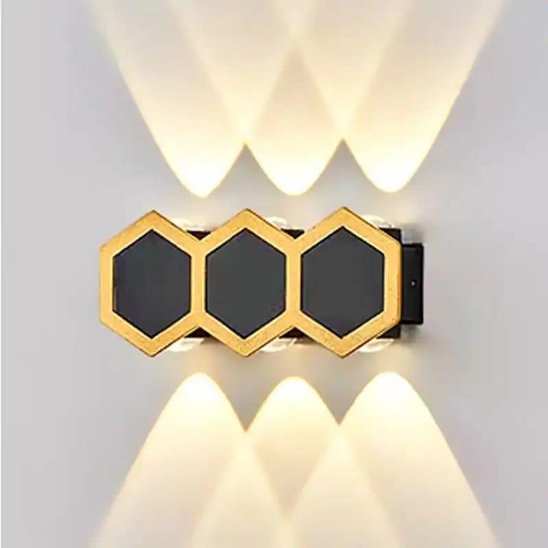 HONEYCOMB OUTDOOR LIGHT
