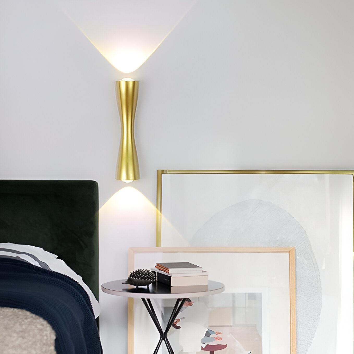 MODERN MINIMALIST DOUBLE HEAD WALL SCONE