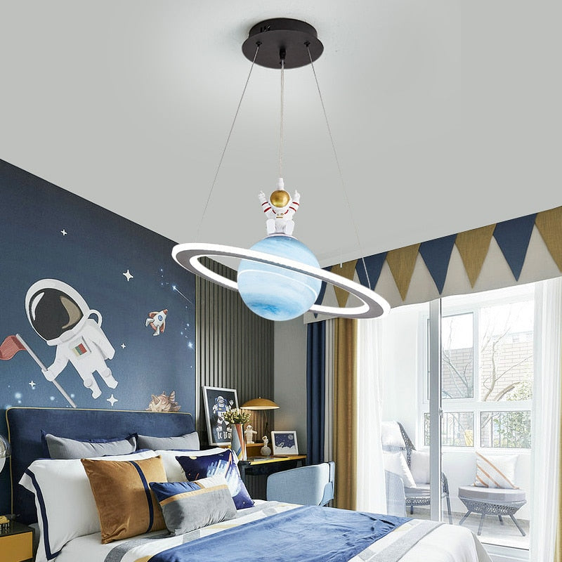 Astronaut pendant light