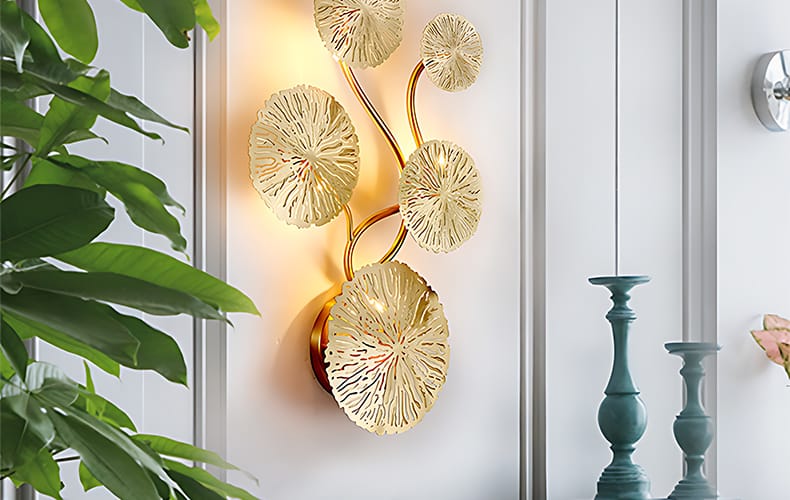 NORDIC GOLD LOTUS LEAF WALL LIGHT