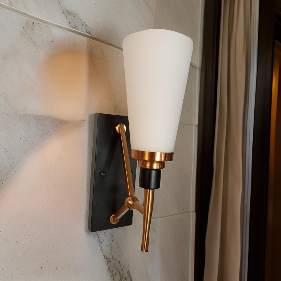 wall lights in pakistan