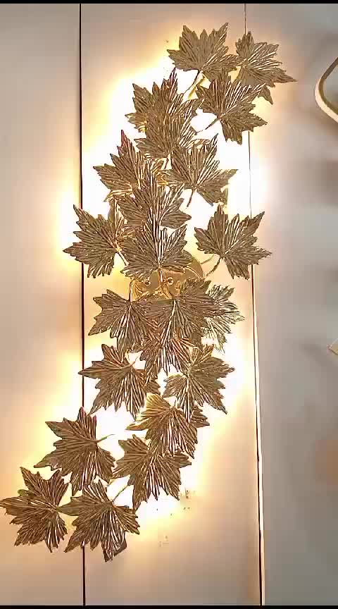 maple-leaf-wall-light on