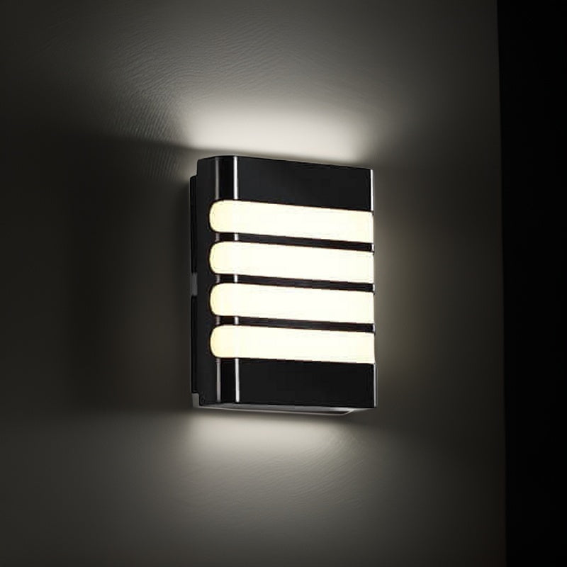 PATIO WALL LIGHT