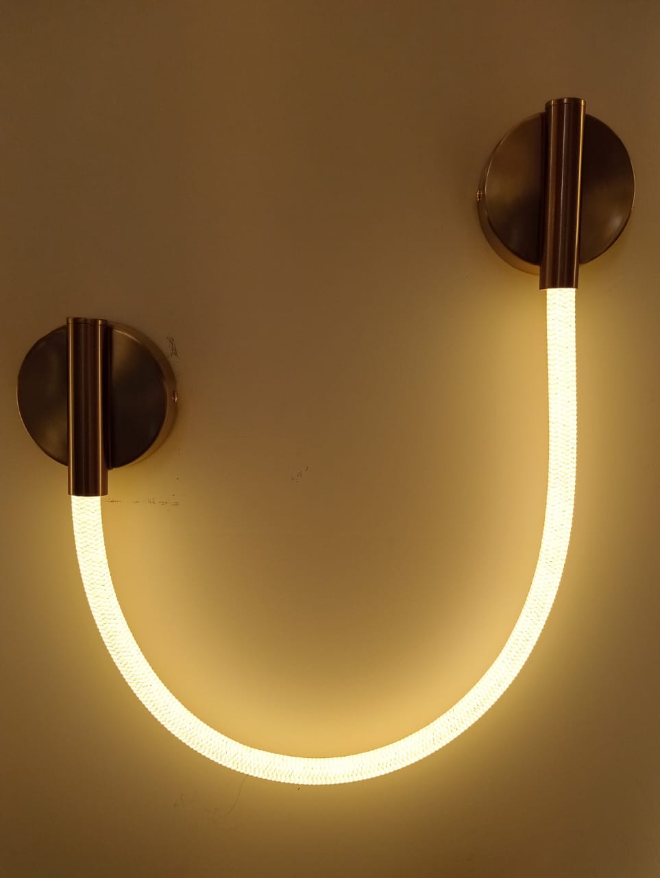 wall lights in pakistan